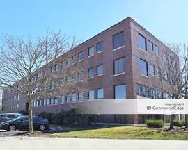 313 Pleasant Street