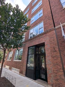 River North Top-Floor Professional Office Suite Available