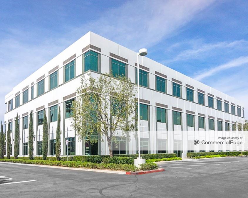 Main Street Plaza 391 North Main Street, Corona, CA 92880 Point2