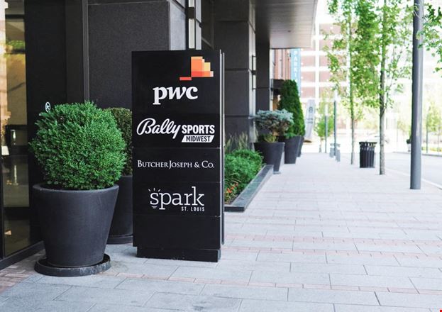 Spark - St Louis