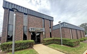 33150 - 33200 Schoolcraft Rd