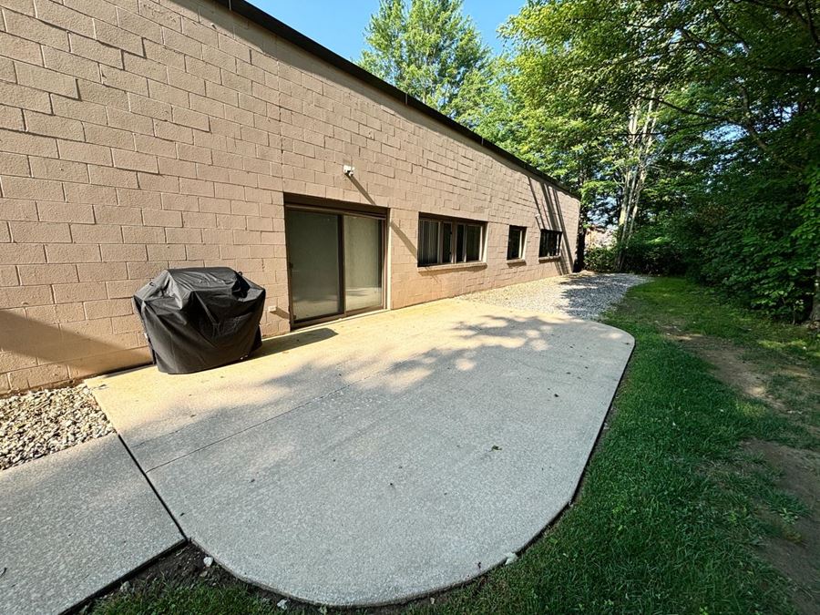 2285 E Enterprise Pkwy