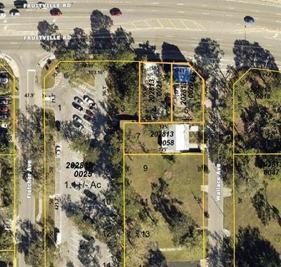 2044 Fruitville Rd & 223 Wallace Ave