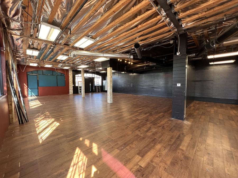 1100 N Western Ave