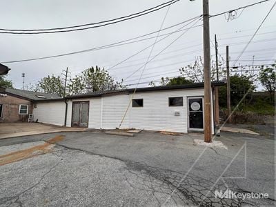 2275 Reading Ave
