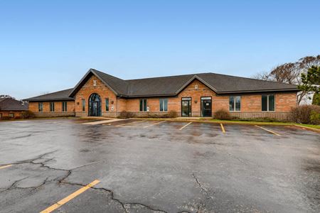 338 Memorial Dr. - Crystal Lake