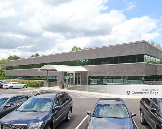 Summit Executive Suites - 4350 Brownsboro Road