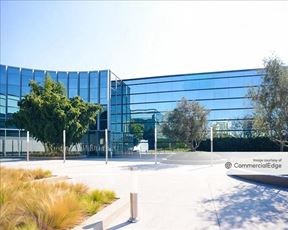 Park Place - Atrium F - Irvine