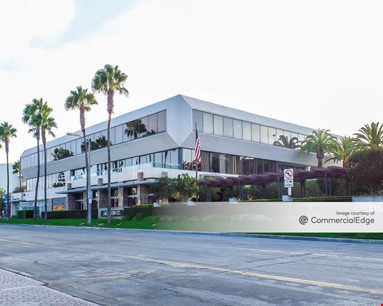 Continental Park - 2041 Rosecrans Avenue