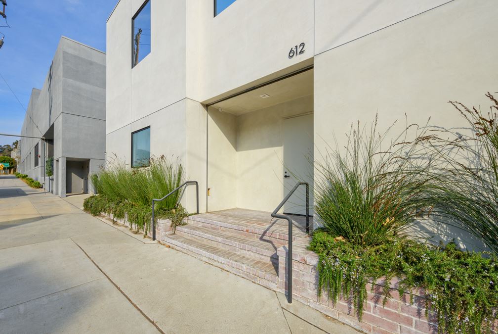 612 N Sepulveda Blvd