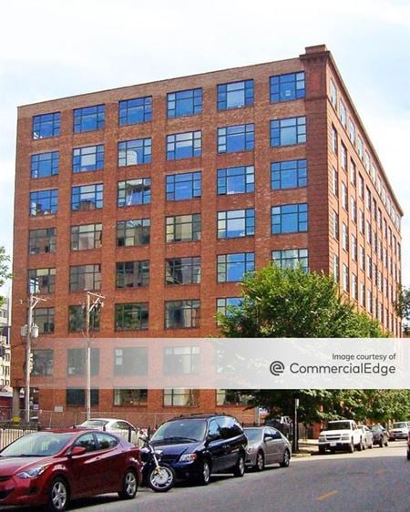 Office space for Rent at 820 West Jackson Boulevard in Chicago