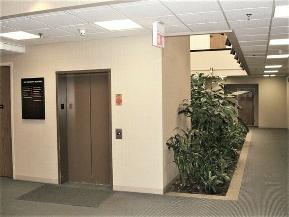 500 Coventry, Suite 270