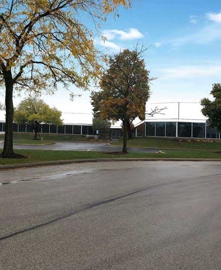 Commercial space for Rent at 536-616 Atrium Drive in Vernon Hills