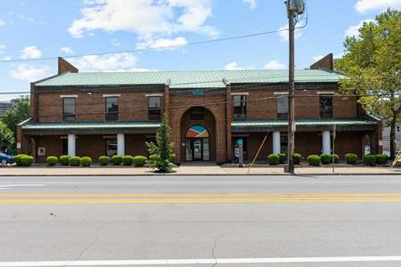 Photo of commercial space at 900 W Market St in Louisville