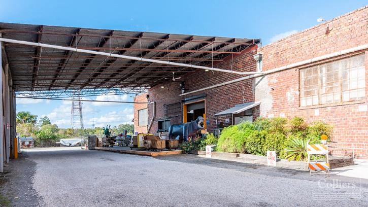 Warehouse with Outside Storage | 51,625 SF on 2.91 AC