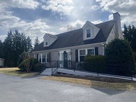 Freestanding Salem Office