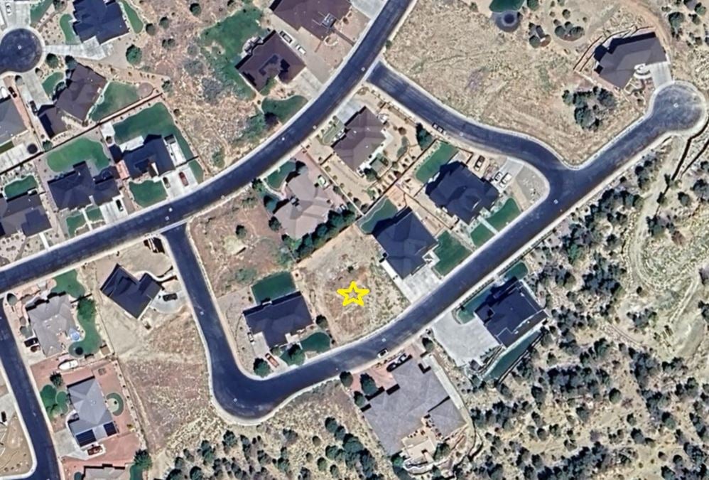 1931 N Mahogany Cir