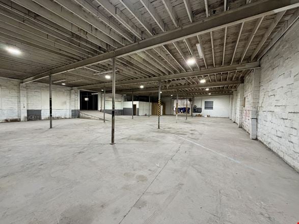 3347-3353 Lyons Avenue