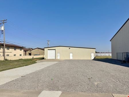 Industrial space for Rent at 825 NW 24th Street in Moore