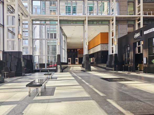 Regus - Montreal - Rene Levesque