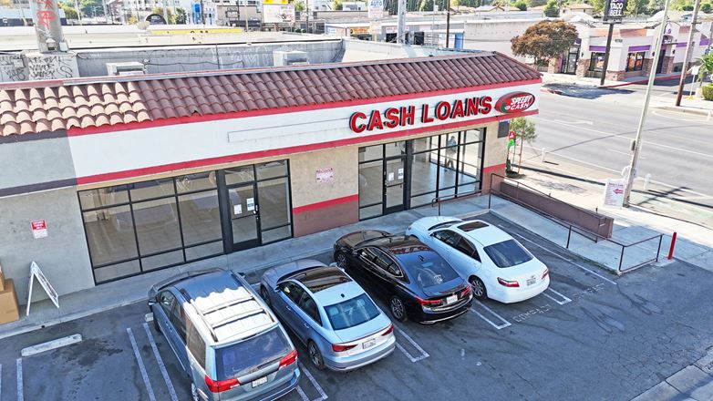 Fixturized Restaurant in 7 Eleven + El Pollo Loco Anchored Center