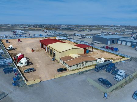 11,600 SF Office/Warehouse w/ 11 Bay Doors on 3.06 Acres - Odessa