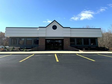 Office space for Rent at 5710 Coventry Ln in Fort Wayne