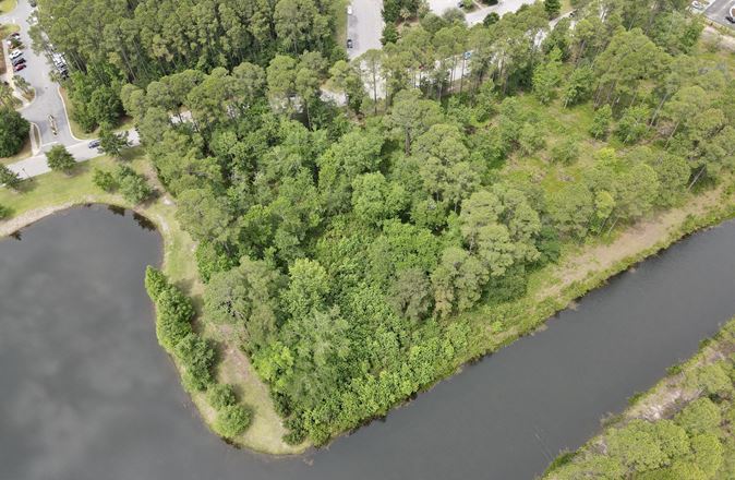 High Profile Lot at 278 / 170 Intersection