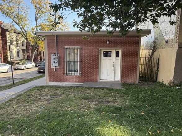 171 1st St.