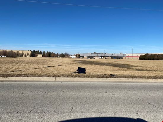 4.9 ACRES OF RETAIL DEVELOPMENT OPPORTUNITY