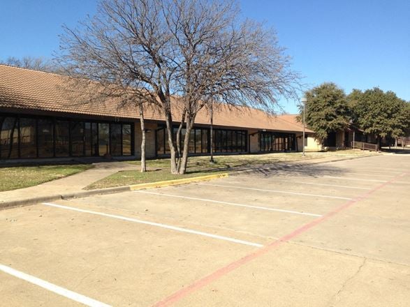 Office space for Rent at  1500 Norwood Drive in Hurst