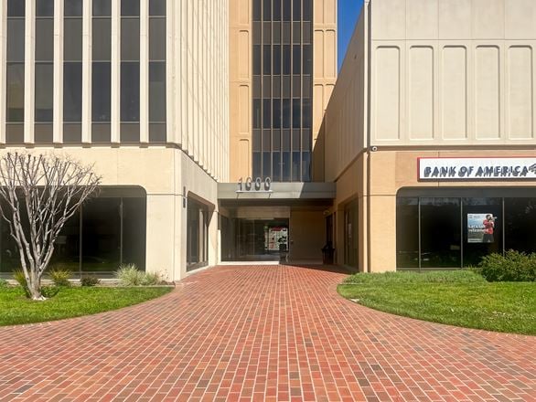 Regus - San Rafael - 4th Street