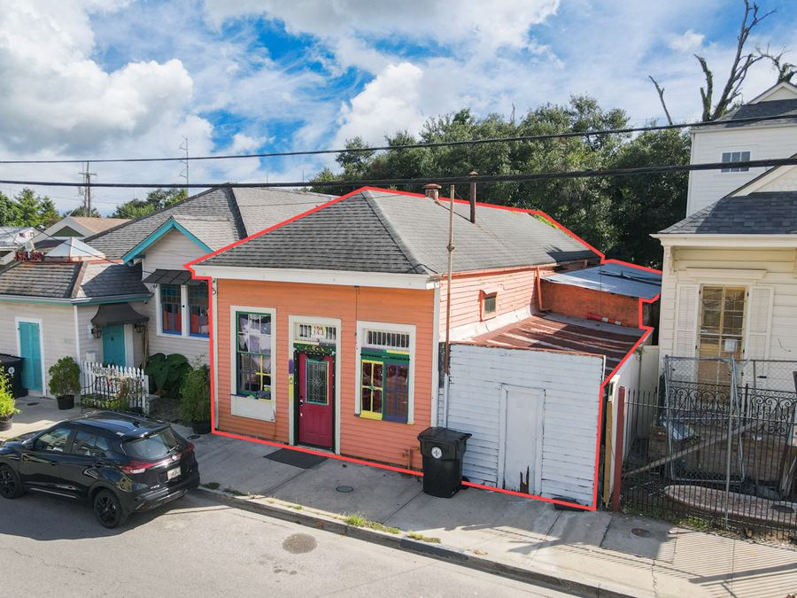 Mixed Use Retail in Lively Uptown New Orleans