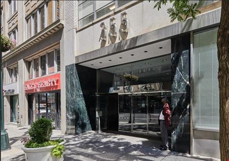 Retail space for Rent at 355 Lexington Avenue in New York