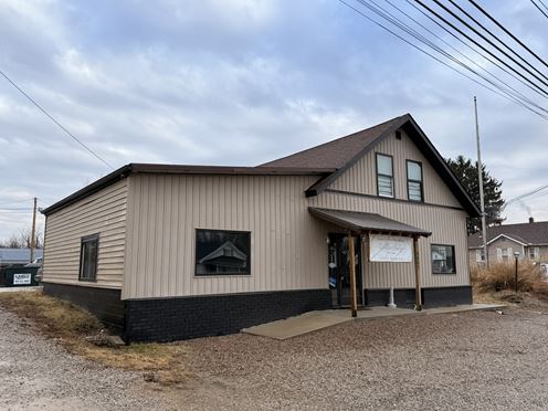 4445 East Pike