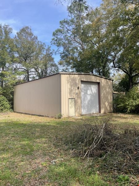 Industrial space for Rent at 4006 N 9th Ave in Pensacola