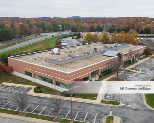 Cloverleaf Center - 20420, 20430 & 20440 Century Boulevard