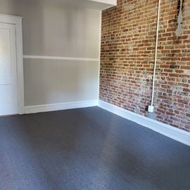 118 North Division Street Unit 204