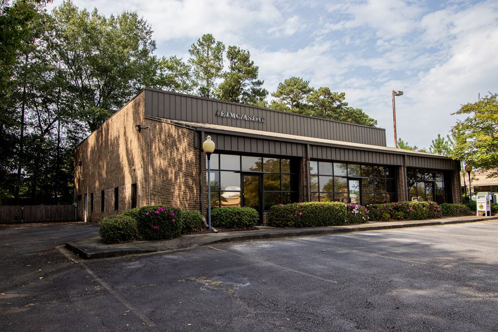 234 Outlet Pointe Blvd.