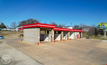 Retail space for Sale at 915 W Broadway St in Drumright