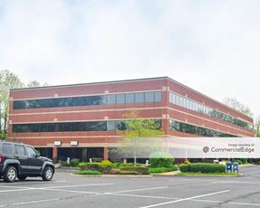 Voorhees Corporate Center - 1020 Laurel Oak Road