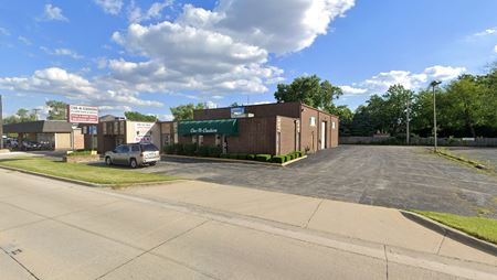 Photo of commercial space at 622 W. Lake St., in Elmhurst