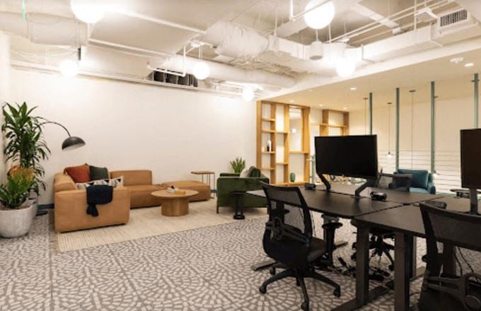 Common Desk - Westchase