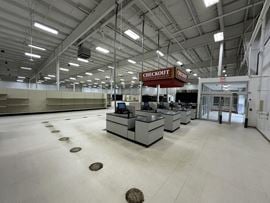 Former Peavey Mart