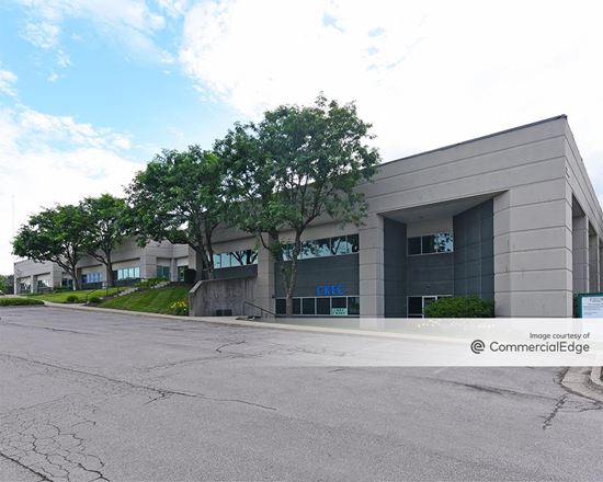 Fortune Business Centre - 2331 Fortune Drive