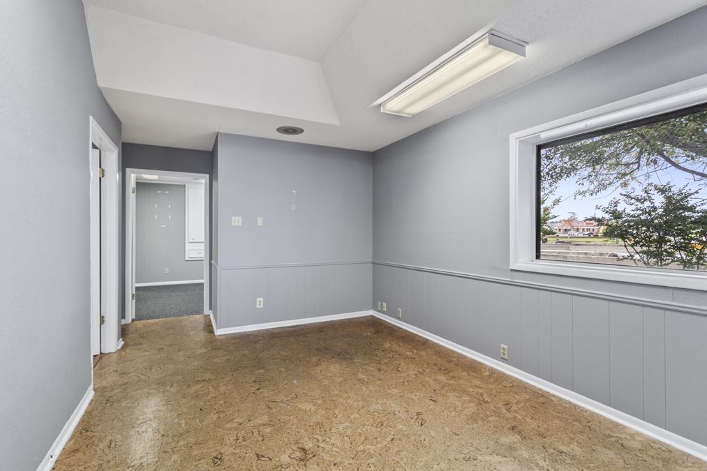 Medical/Office Suite for Lease – 1,314 Sq. Ft.