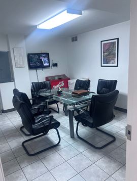 5,543 SF Office Warehouse Building with Yard