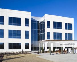 The Landing - 6111 West Plano Pkwy