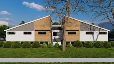 152 E Main St