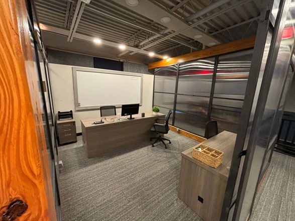LionShare Cowork - Harbour Village